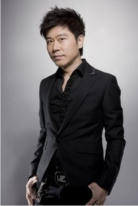 伍思凱、高勝美出席無錫婚禮活動