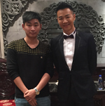 梁永斌與經(jīng)紀人李志合影
