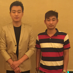 佟大為與經(jīng)紀(jì)人李志合影